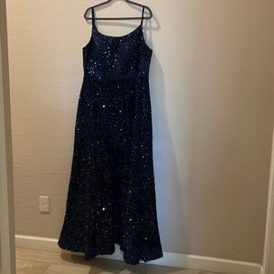 Navy blue sequin dress, size 18, has pockets